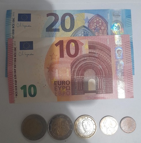 Euro notes coins x - notes/coins,